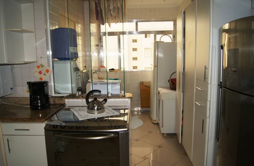 Vila Luis Antonio Apartment | Spacious apartment with partial sea views