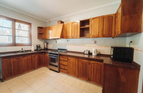 Chacras de Coria Ski Chalet | Spacious chalet with 9 bedroom,AC, WiFi, pool, 8000m2 park in Chacras de Coria