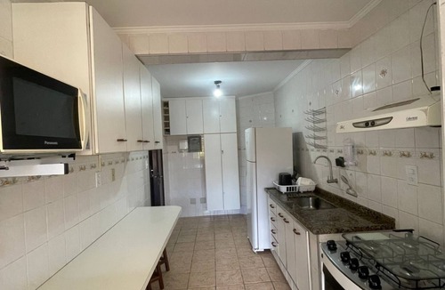 Praia Grande Apartment | Spacious duplex apartment in Praia Grande - 250m from the beach, close to shops.