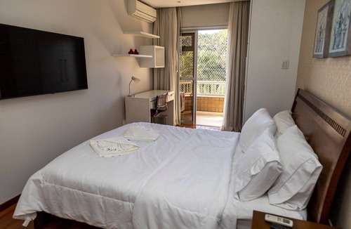 Sao Lourenco Apartment | Spectacular Parque das Águas View Apartment