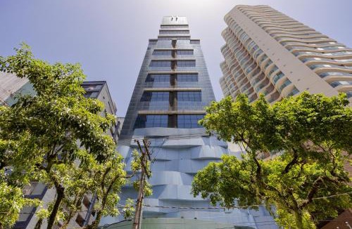 Pompeia Apartment | Stay Home Luxo - 1 min da praia do Gonzaga - Estrutura de hotel 4 estrelas - Piscina no Rooftop - Sauna - Academia com vista pro mar