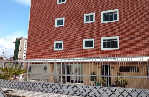 Aviacao Apartment | STUDIO cantinho do Sossego AVIAÇÃO-4 minutes from the beach (on foot) w/WI-FI