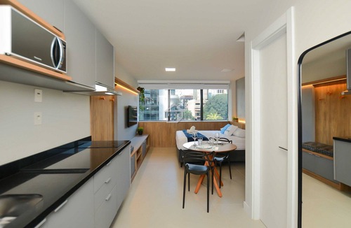 Tres Figueiras Apartment | Studio Charmoso e Conveniente na Carlos Gomes