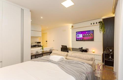 Campina do Siqueira Apartment | Studio com garagem, próximo do Park Barigui, piscina aquecida, academia