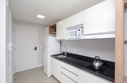Auxiliadora Apartment | Studio Design com conforto em Porto Alegre