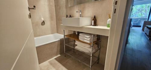 Villa Urquiza Apartment | Studio en Nuñez con cochera y seguridad - Washington 3480