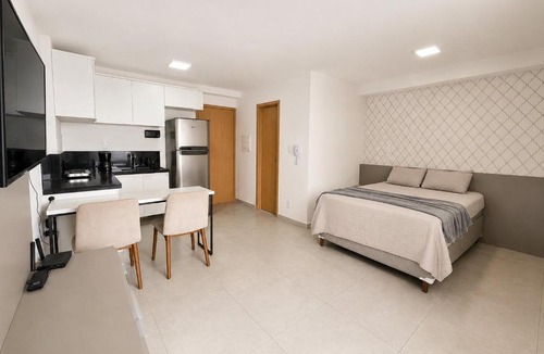 Centro House | Studio Mobiliado no Independência 915