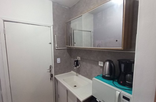 Itarare Apartment | Studio With a View Near the Beach