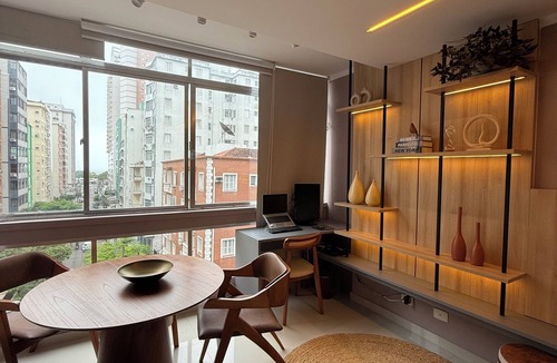 Boqueirao Apartment | Studio with unobstructed sea views, luxury and comfort 1 block from the beach!