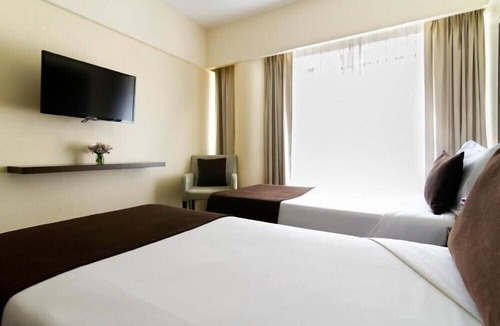 El Centro Hotel | Stunning 2BR Suite within Walking Distance to Colom Theater