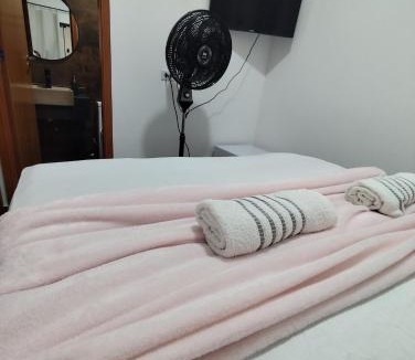 Praia de Leste Hostel | Suíte 16 - Pontal do Paraná