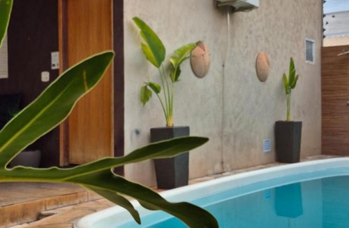 Rubineia House | Suíte, hospedagem econômica com conforto de lazer.