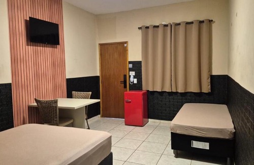 Rubineia House | Suíte, hospedagem econômica com conforto de lazer.