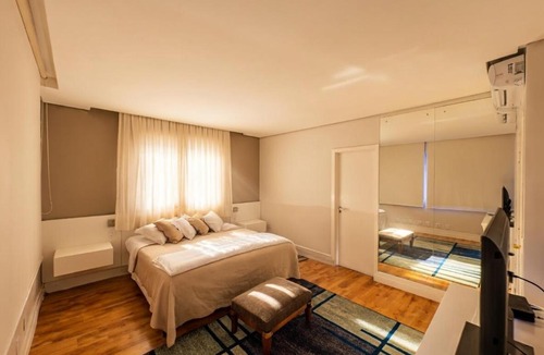 Atiradores Hotel | SUÍTE PRESIDENCIAL No Centro Com Hidromassagem