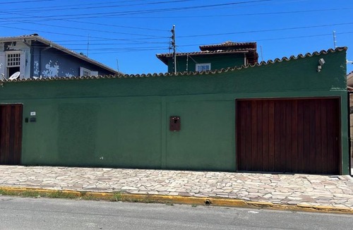 Vila Colonial House | Suítes Sabrina