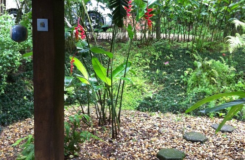 Praia do Pauba House | Summer and Winter - 100 m from the Beach - Large balcony and fireplace - 9 people.