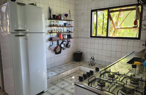 Praia Grande House | Sunhouse Ilhabela: Sobrado Divertido, Cheio de Artes, Próximo à Praia e Trilhas