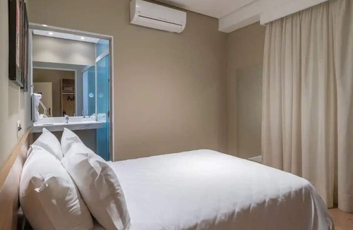 Centro Hotel | Superior Double Room | Vibrant Poolside Drink Bar, Free Breakfast & Parking