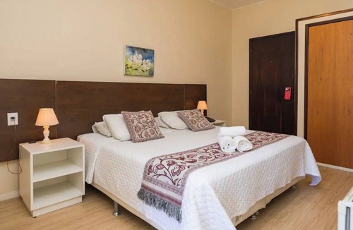 Nova Friburgo Hotel | Superior Room l Near Nova Friburgo’s Country Club - 0.6 Miles Away