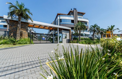 Lagoa Pequena Apartment | Swami: Conforto e Estilo no Novo Campeche HT5059