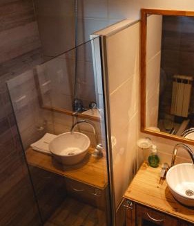 Villa Catedral Hostel | Swell Snow House