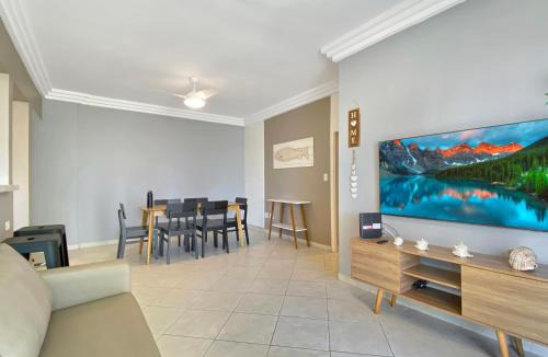 Balneario Cidade Atlantica Apartment | Swimming pool Barbecue area 3 en-suites Balcony