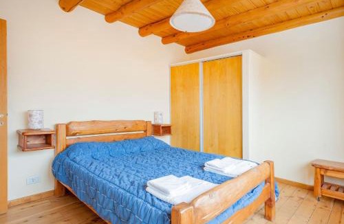 Villa Catedral Apartment | TAIQUE depto E en la base del Cerro catedral a 350 metros de los medios de elevación con desayuno opcional