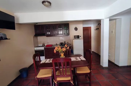 San Martin de los Andes Apartment | Taiquen Apart 2, vista al arroyo y céntrico