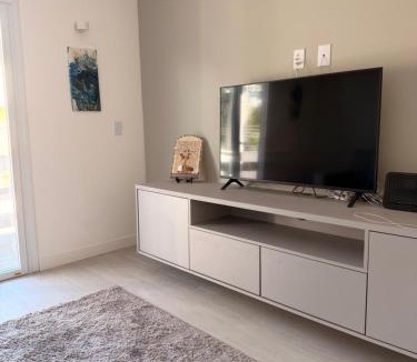 Itatiba Apartment | Tons de Cinza