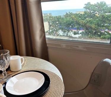 Amaralina Apartment | Top Amaralina, piscina, vista mar, praia, localização, conforto, ao lado da Pituba e Rio Vermelho, o melhor lugar