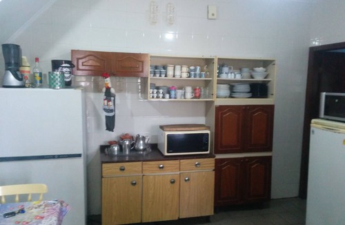Balneario Arpoador House | Townhouse with pool 500 meters from the beach with free Wi-Fi and cable TV!