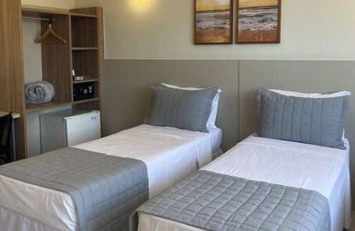 Vilas do Atlantico Hotel | Tranquil Room | Great Brazil Stay: Rooftop Terrace & Pool. 15 Mins to Airport