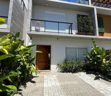 Juquehy Apartment | Triplex Divino | 5min da Praia · Triplex Divino a 400 metros da Praia de Juquehy