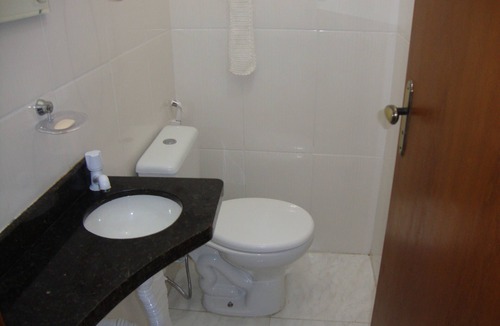 Cibratel II House | Two floors with air conditioning and security.