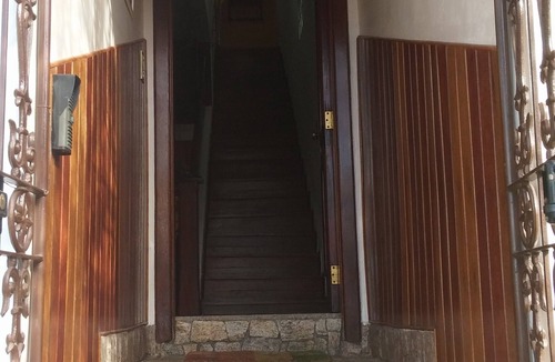 Sao Lourenco House | Two-story apartment with partial views of Parque das Águas.