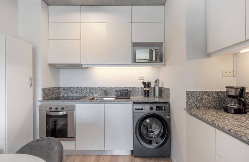Recoleta Apartment | Ultra Luxurious 1 Bedroom Penthouse 1.5 Bathrooms & Balcony - 4 Seasons Mattress