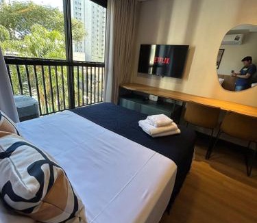 Agua Verde Apartment | VIBE Água Verde - Moderno com Localização Premium