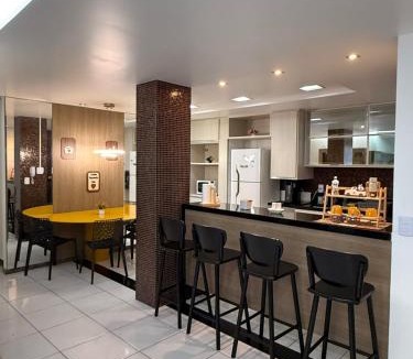 Sandra Cavalcante Apartment | Vibe Soul Apto completo climatizado com garagem ideal para casais e até 7 hóspedes