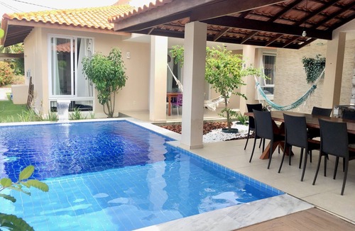 Maceio House | Villa Bianca - 5 bedroom house with private pool and close to Hibiscus