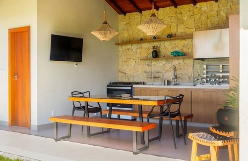 Marina Villa | Villa Pérola do Aré · Heated and private Pool & Jacuzzi · Barbecue area
