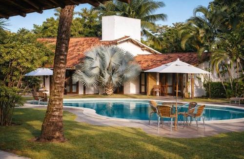 Arraial d'Ajuda Hotel | VILLA Palmeira Azul