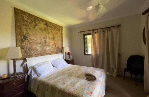 Embu das Artes House | Villa Serena Bed & Breakfast