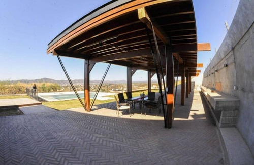 Yocsina House | Villaloma
