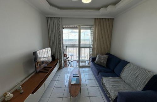 Vila Balnearia House | Vista deslumbrante e elegância frente mar!