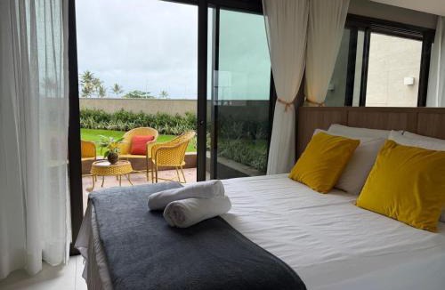 Pina House | Vivant Garden por Yolo