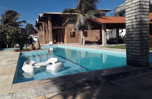 Prainha House | We rent apartments for short-term stays.