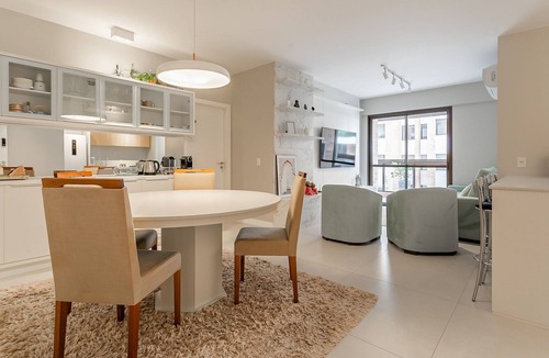 Itacorubi Apartment | WI-FI 500MB | Barbecue on the Balcony #ITAA09