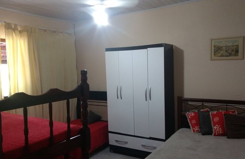 Itanhaem House | WI-FI, SWIMMING POOL WITH HYDRO AND LED, BARBECUE, PING- PONG.