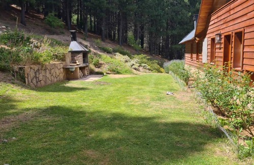 San Martin de los Andes Villa | Wonderful 5-bedroom villa in soothing San Martín de los Andes