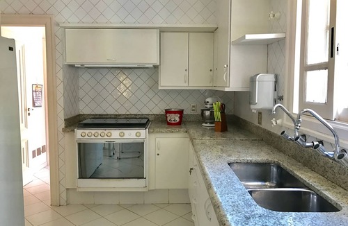 Barequecaba House | Wonderful beachfront house! Gated community with 24-hour security, 5 suites, and air conditioning.